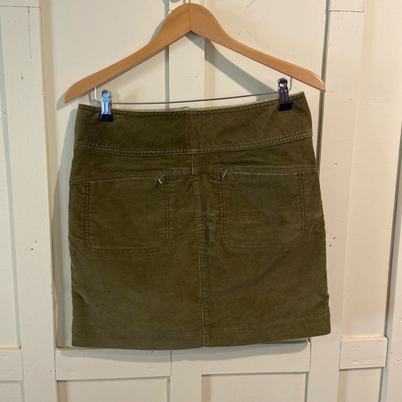 Athleta corduroy green skirt size 6 - Picture 2 of 4